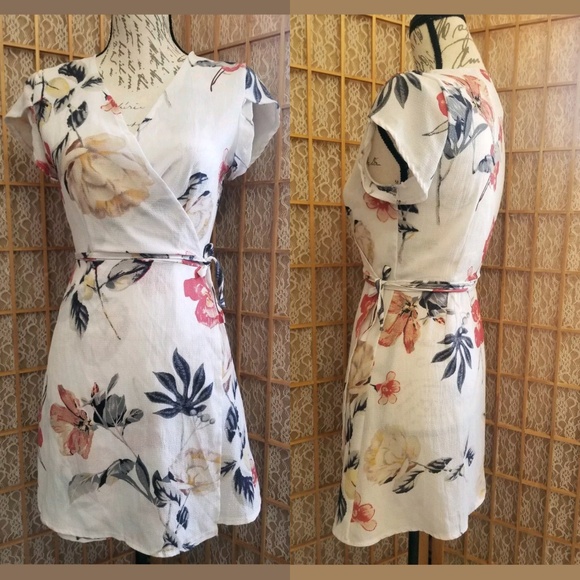 unknown Other - Floral Wrap Cover Up / Dress